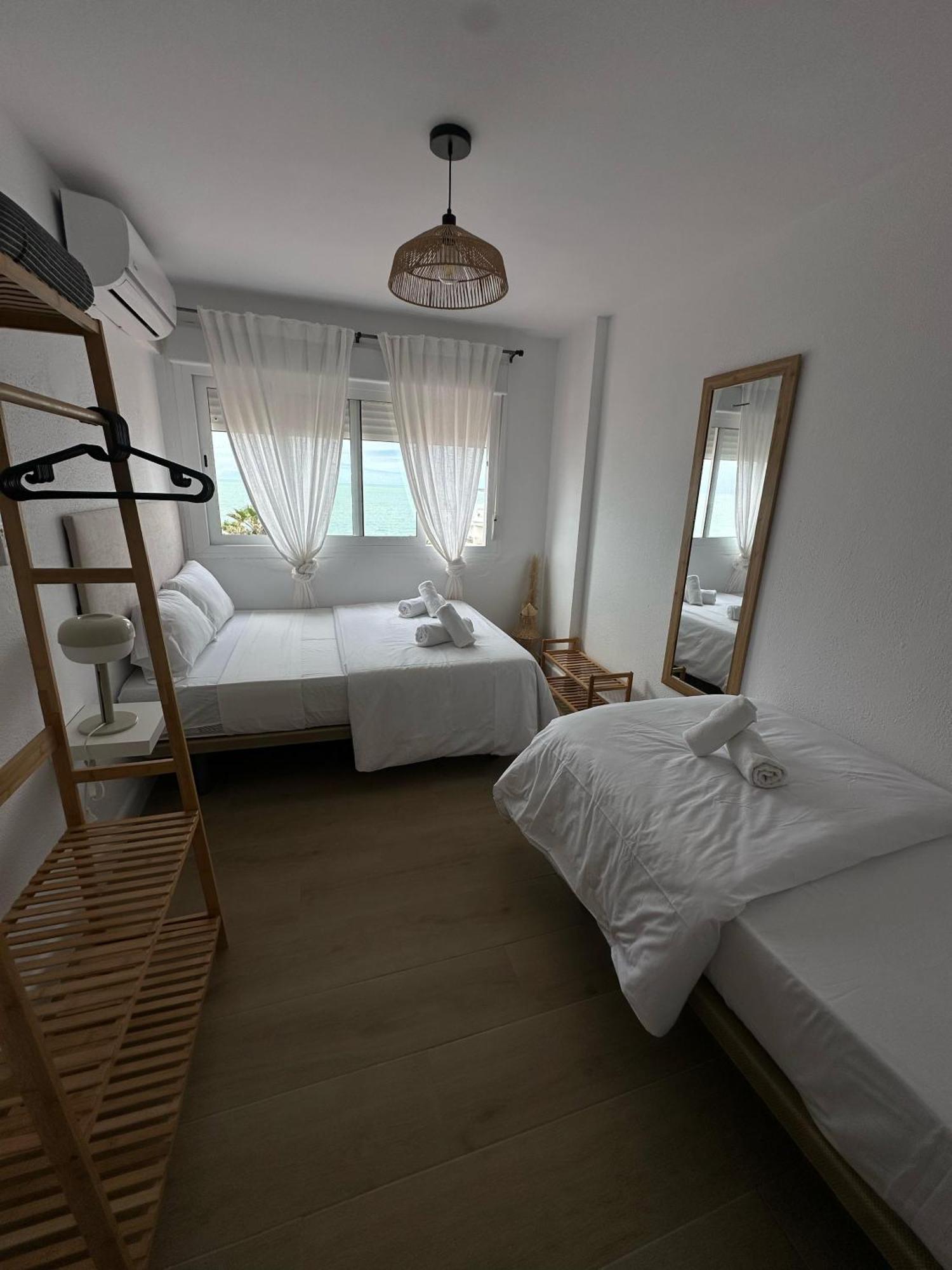 Gatu Villa Mar "Preferente Para Mayores De 25 Anos Y Familias " El Puerto de Santa María Εξωτερικό φωτογραφία